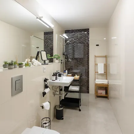 Prague Bohemian Rhapsody Suites Exterior photo